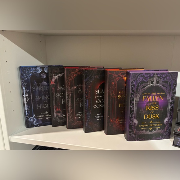 Other - Owlcrate - serpent and the wings of night- Carissa Broadbent